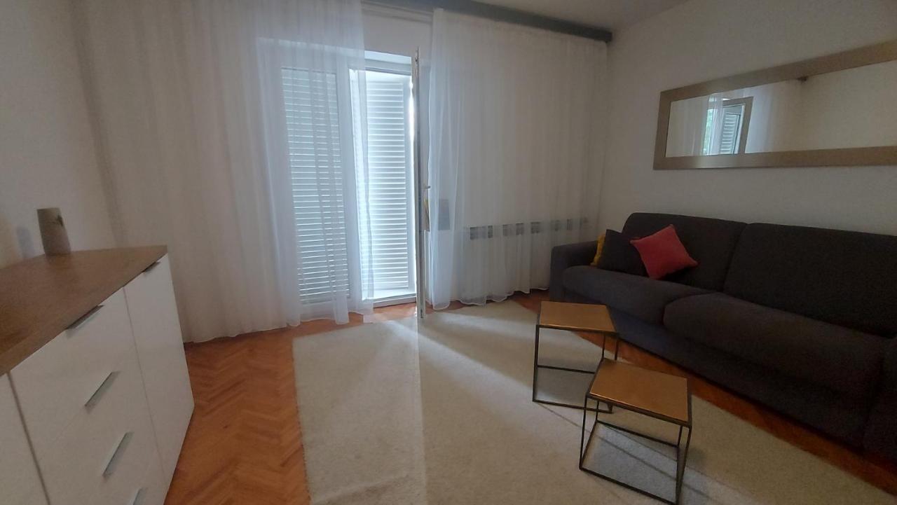 Corina & Franco Apartamento Senj  Exterior foto